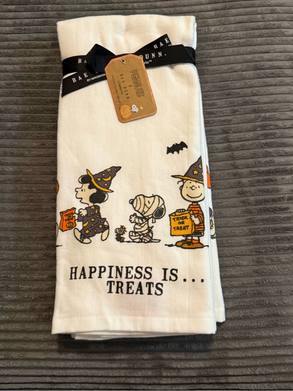Rae Dunn x Peanuts White Halloween Kitchen Towels- Set of 2- NWT